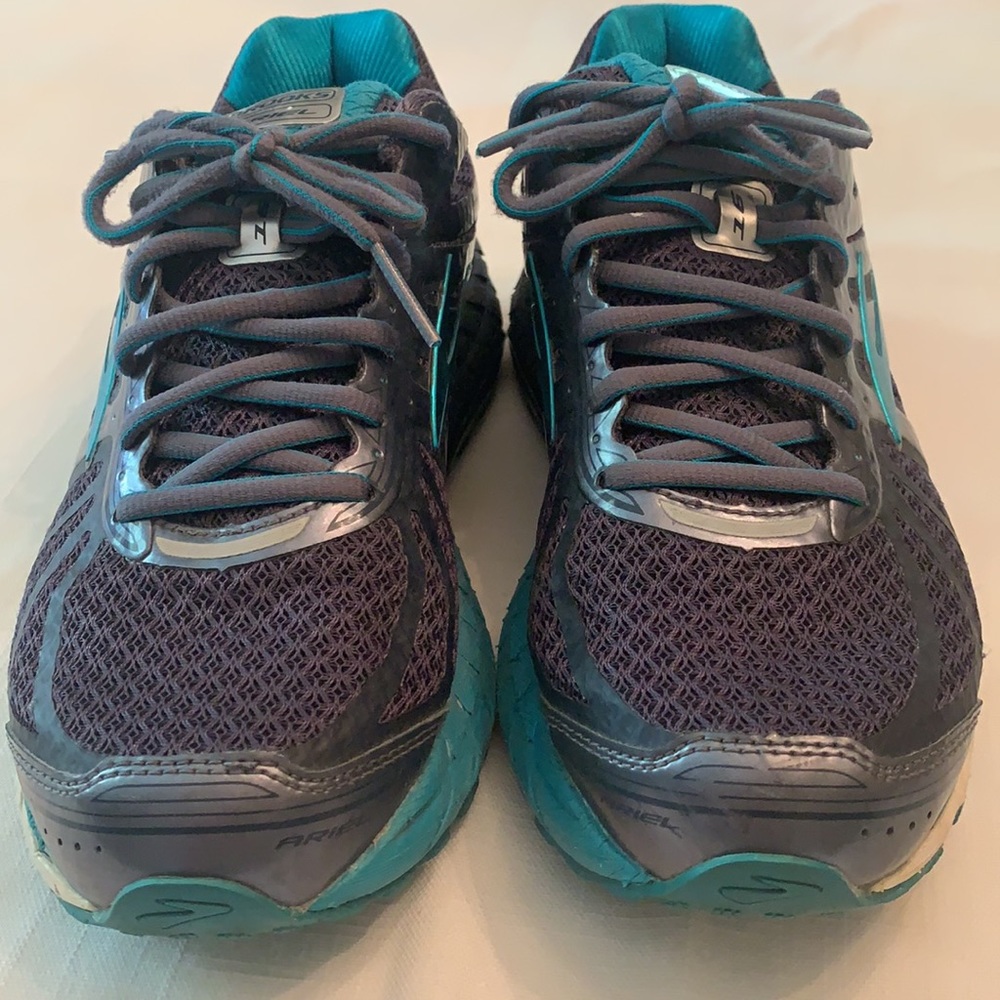 Women's Brooks Ariel 16 8.5W Teal And Gray Sneakers